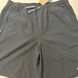 Patagonia Men's Nine Trails Shorts 8" Regular Fit Medium - NWT
